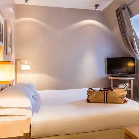 Hotel Duret Champs Elysees Paris