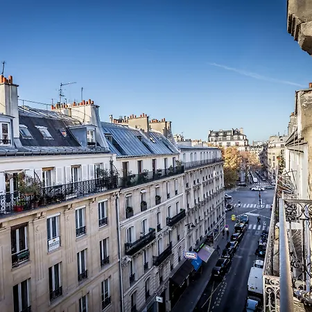 Hotel Duret Champs Elysées 4*