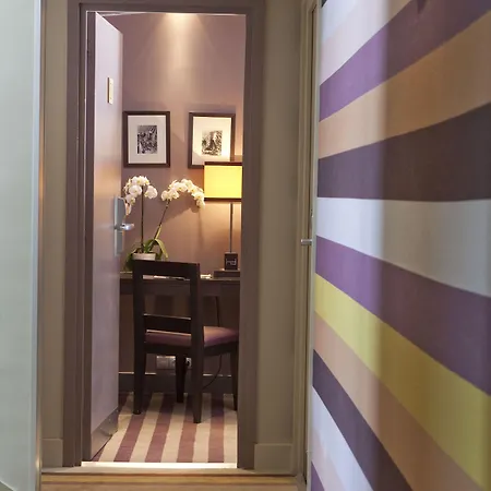 Duret Champs Elysées Hotel 4*