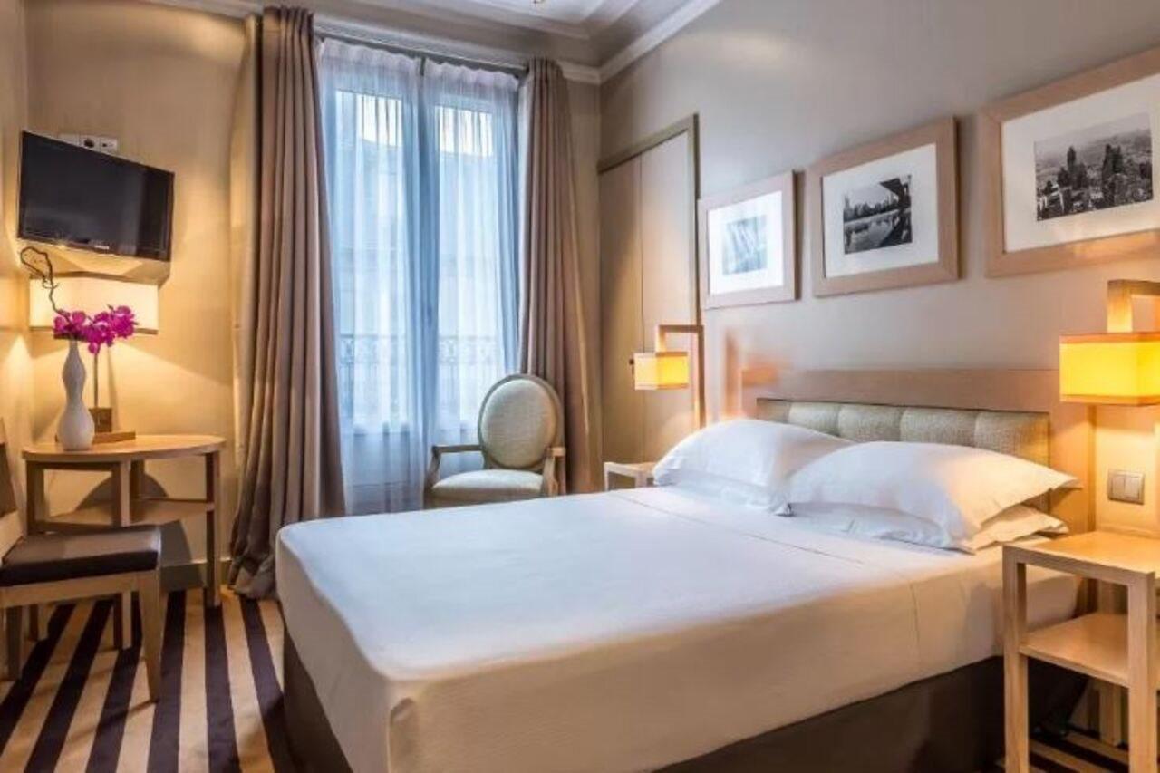 Hotel Duret Champs Elysées 4*